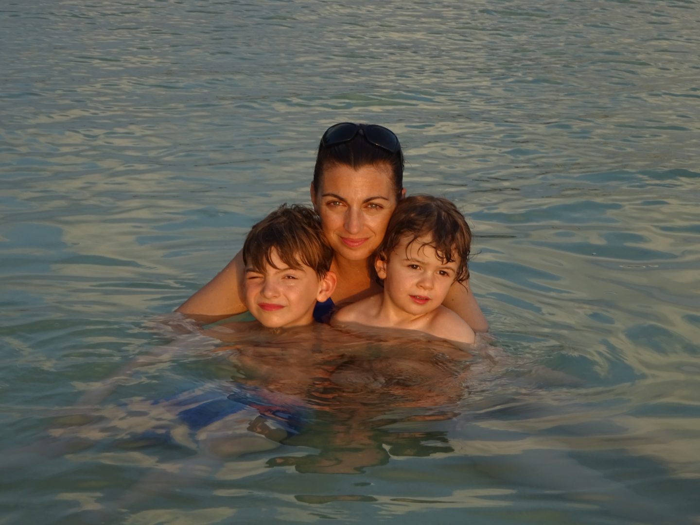 Robin, Clément et Caro au coucher du soleil