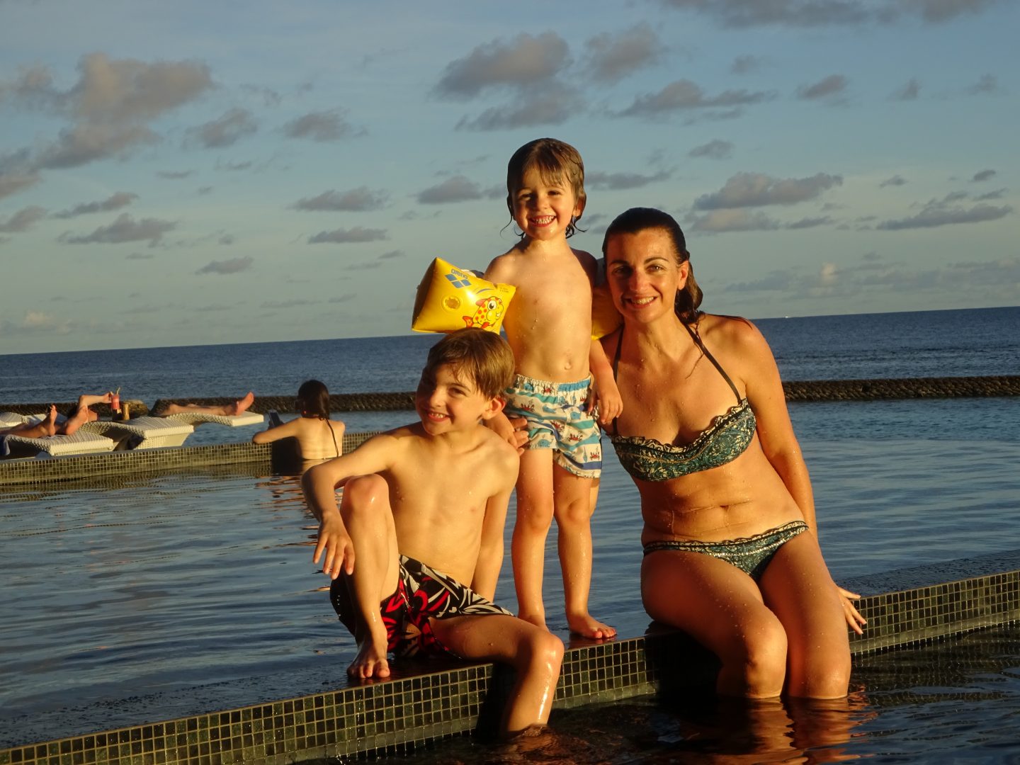 Dernière soirée à la piscine noire