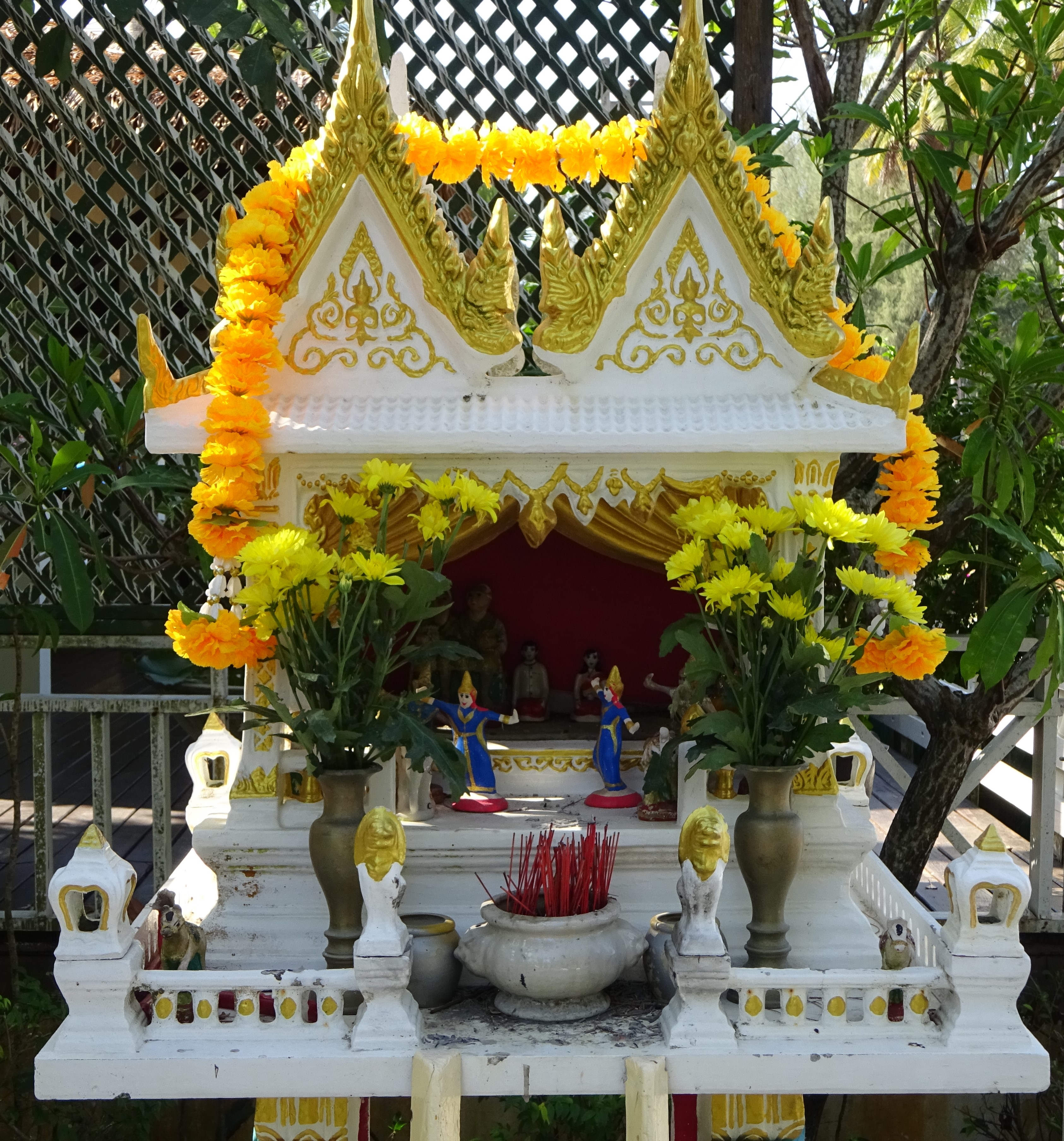 Le "petit" temple pour les offrandes de l'hôtel