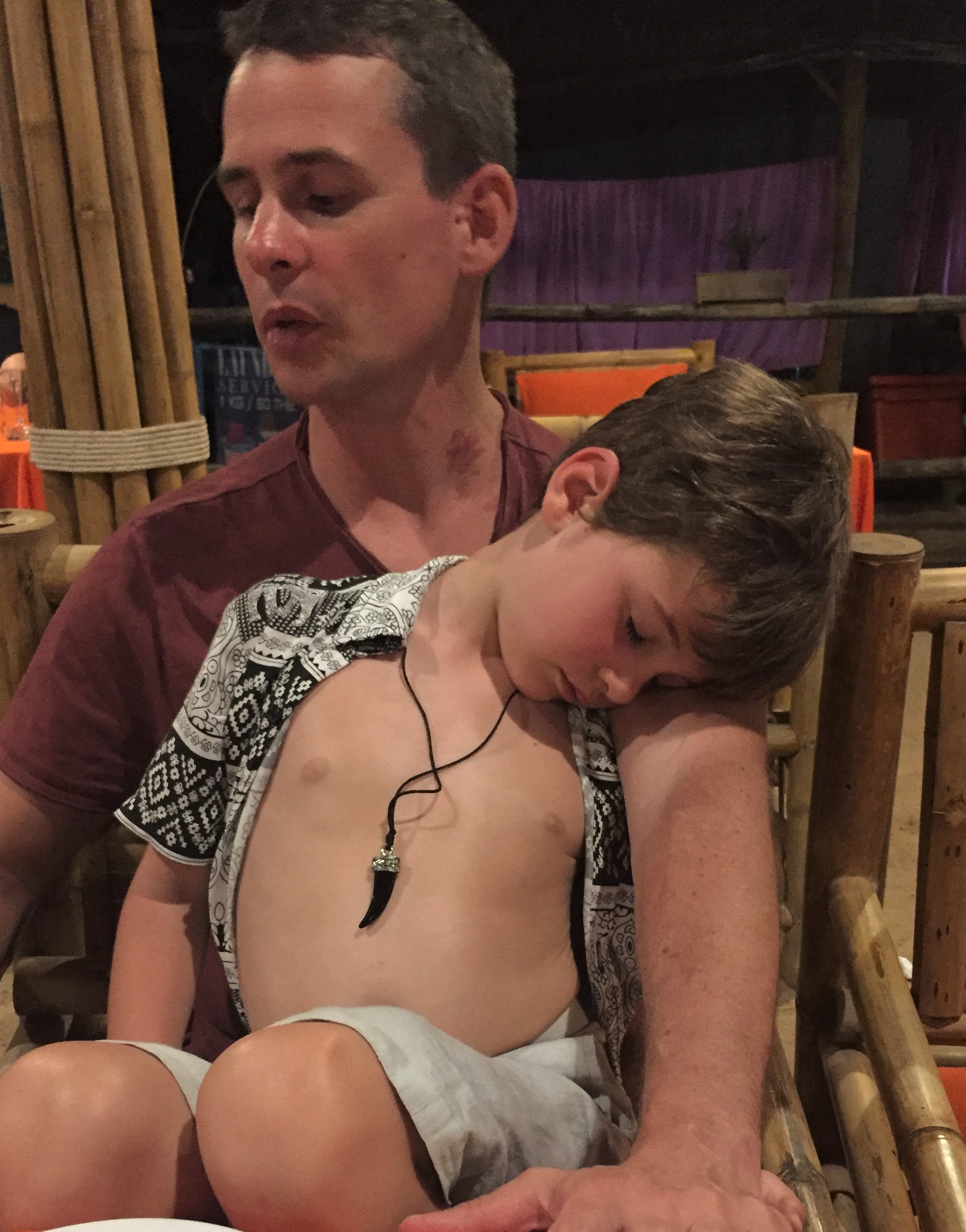 Le valeureux guerrier à la dent de requin est vaincu