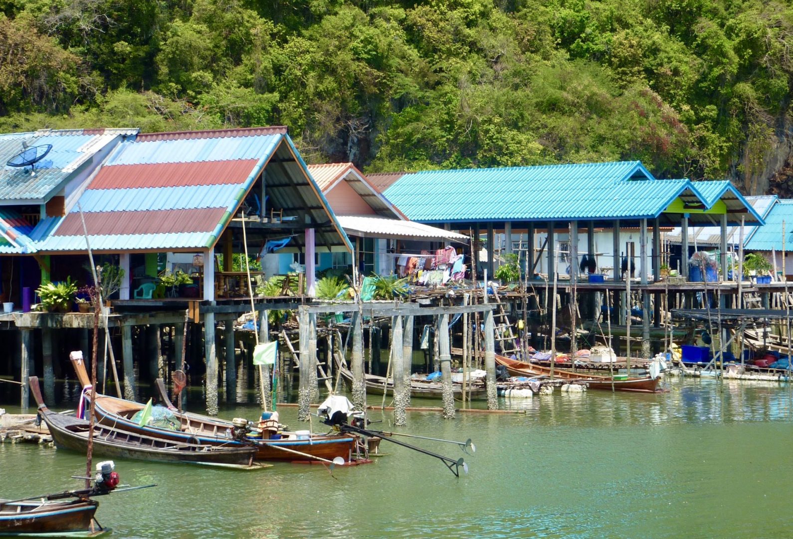 Le célèbre village sur pilotis des gitans de la mer