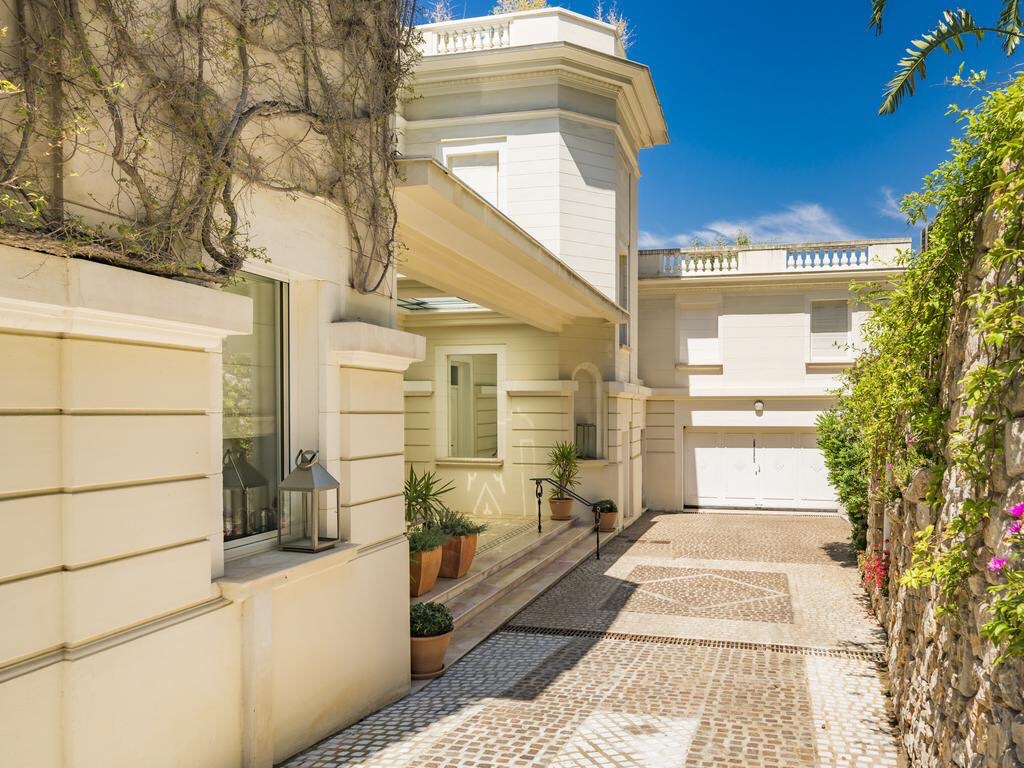 L'entrée côté Bd Carnot