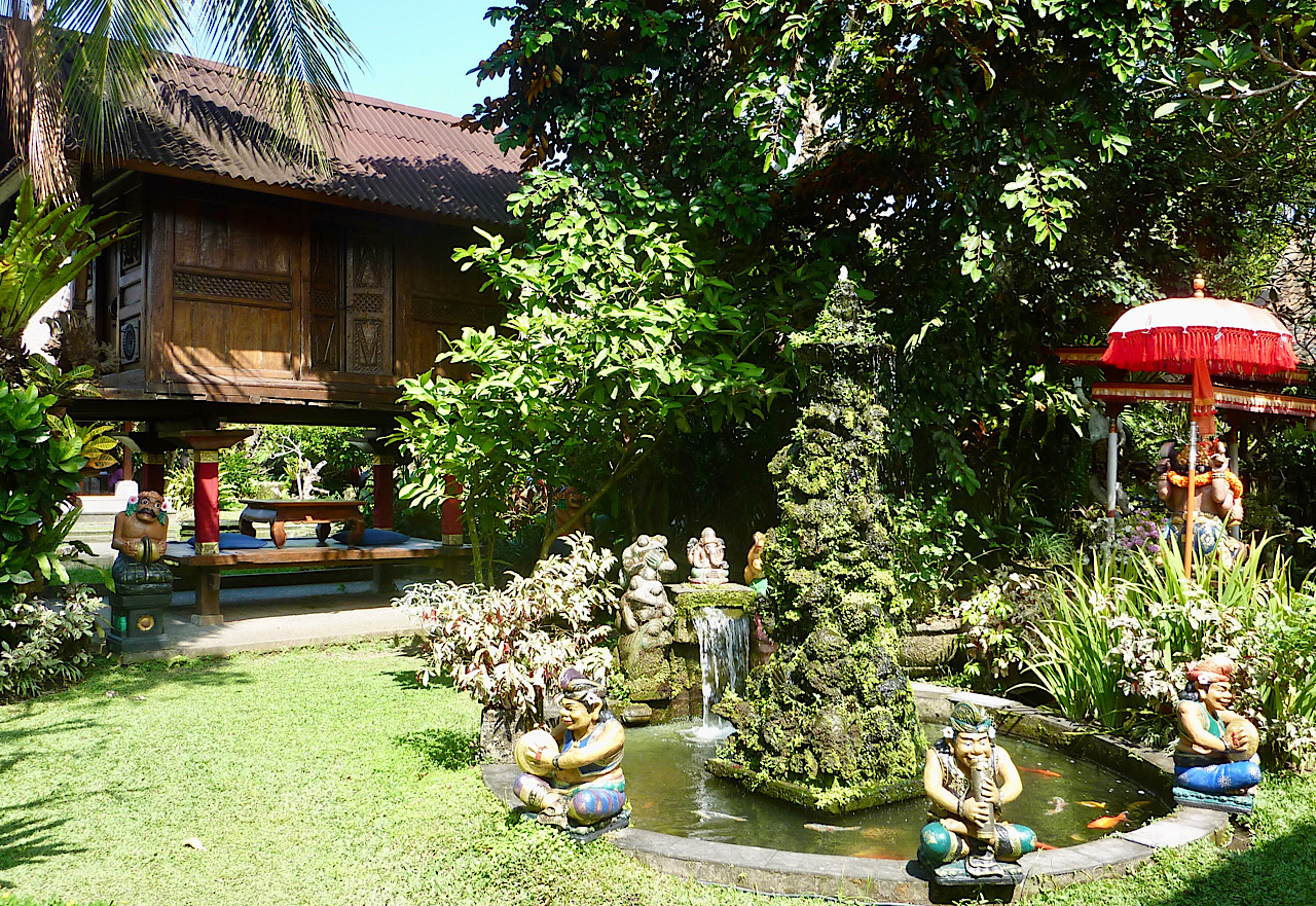 L’ambiance le soir avec les éclairages est très différente