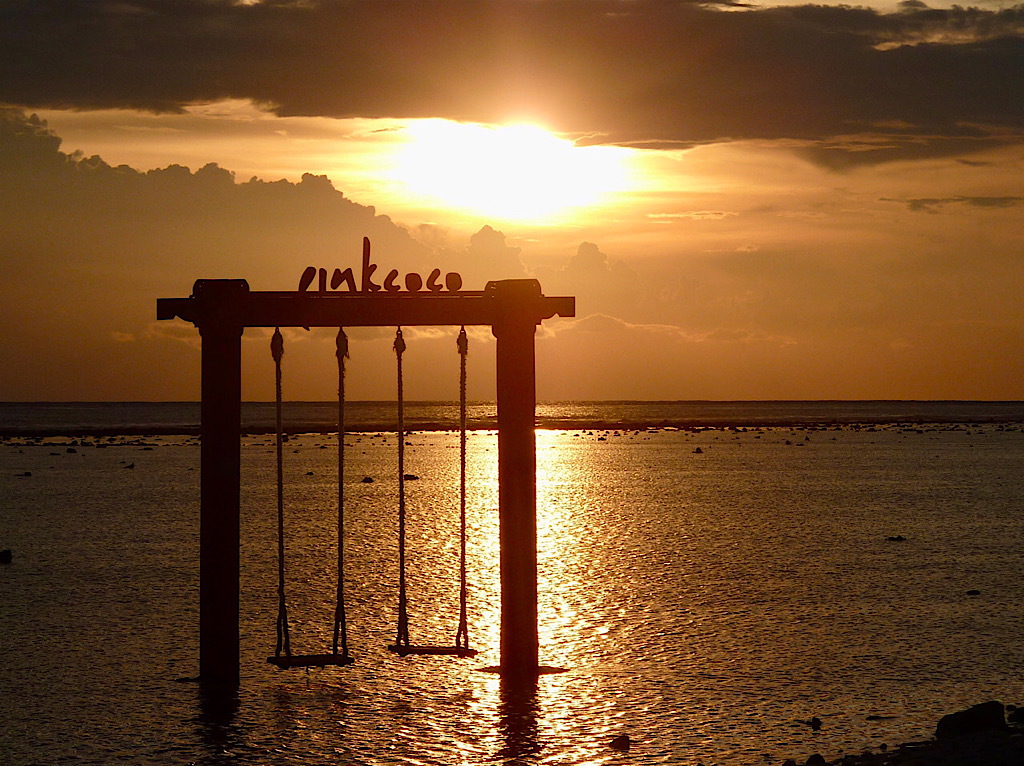 Coucher de soleil en face de Pink Coco