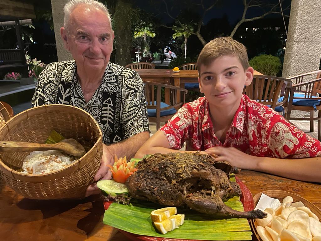 Bebek tutu au premier plan