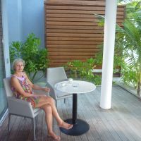 Le matin un petit Nespresso sur la terrasse Le matin un petit Nespresso sur la terrasse