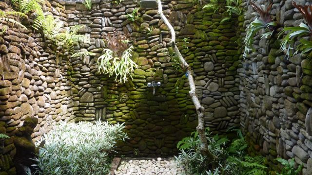 Villa 2 La douche à l’extérieur
