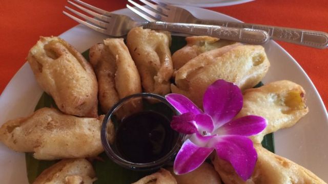 Beignets de bananes et banana rolls au chocolat
